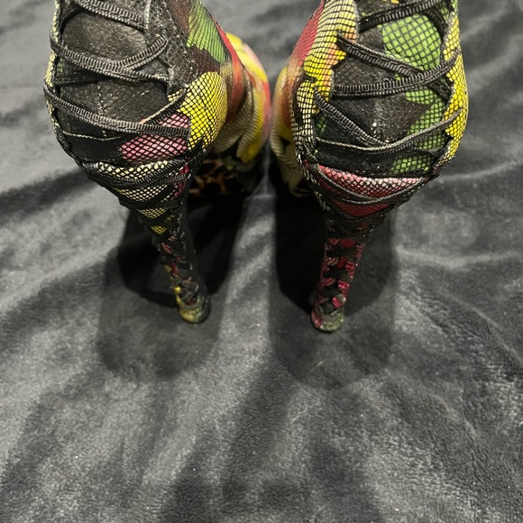 Betsy Johnson Heels - Picture 3 of 6